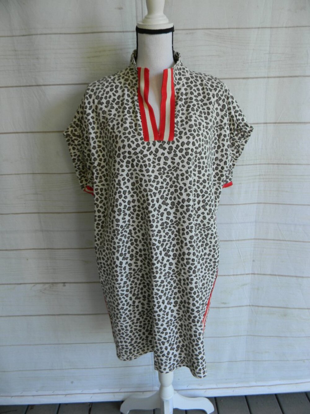ENTRO WM'S BROWN/CREAM/ORANGE LEOPARD V-NECK SHORT SLV DRESS SIDE STRIPE SZ L